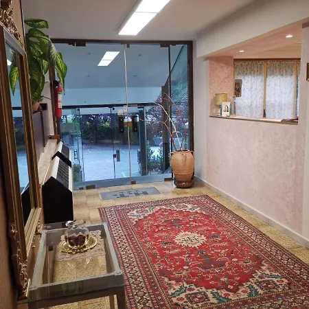 Topazio 酒店 3*