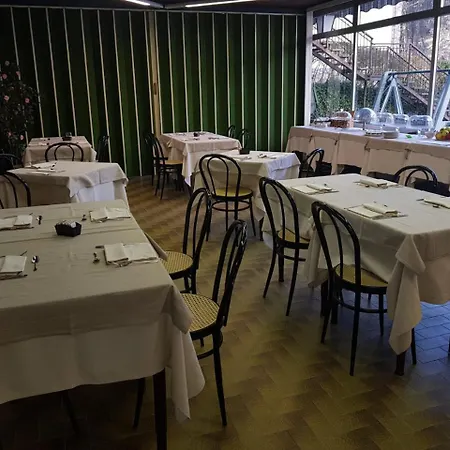 Topazio Hotel 3*